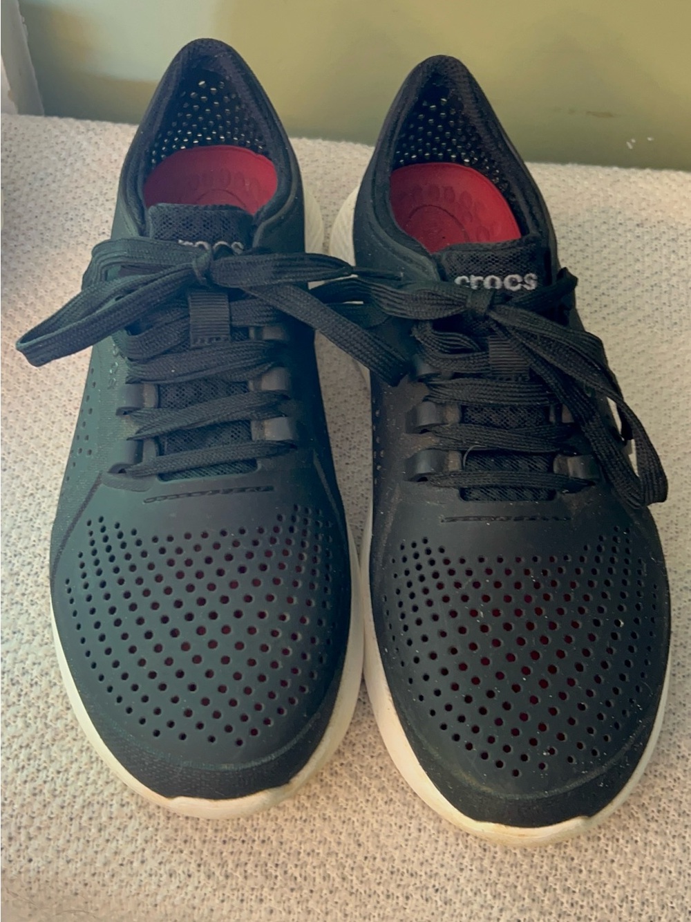Crocs LiteRide Pacer Black sneakers Size 8 Men’s 10 Women’s